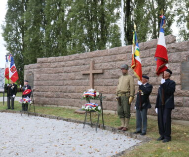 80e anniversaire de la Libération : un hommage rendu à la 11e Division Blindée Britannique, près de Flers